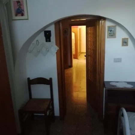 Semesterbostad Trulli Di Nonno Ciccio *